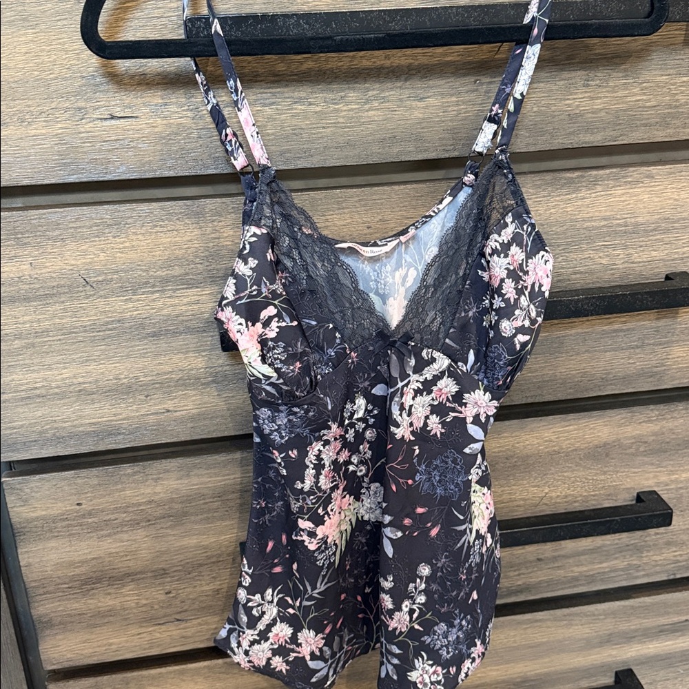 La Vie En Rose Satin Cami